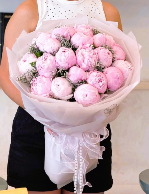 Pink Peony buket