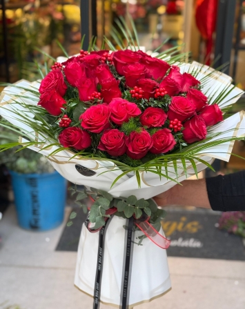 30 Kırmızı gül buketi