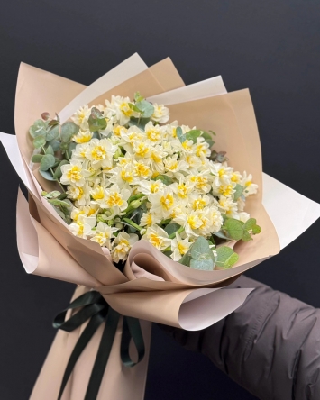 Nergis buketi orta boy