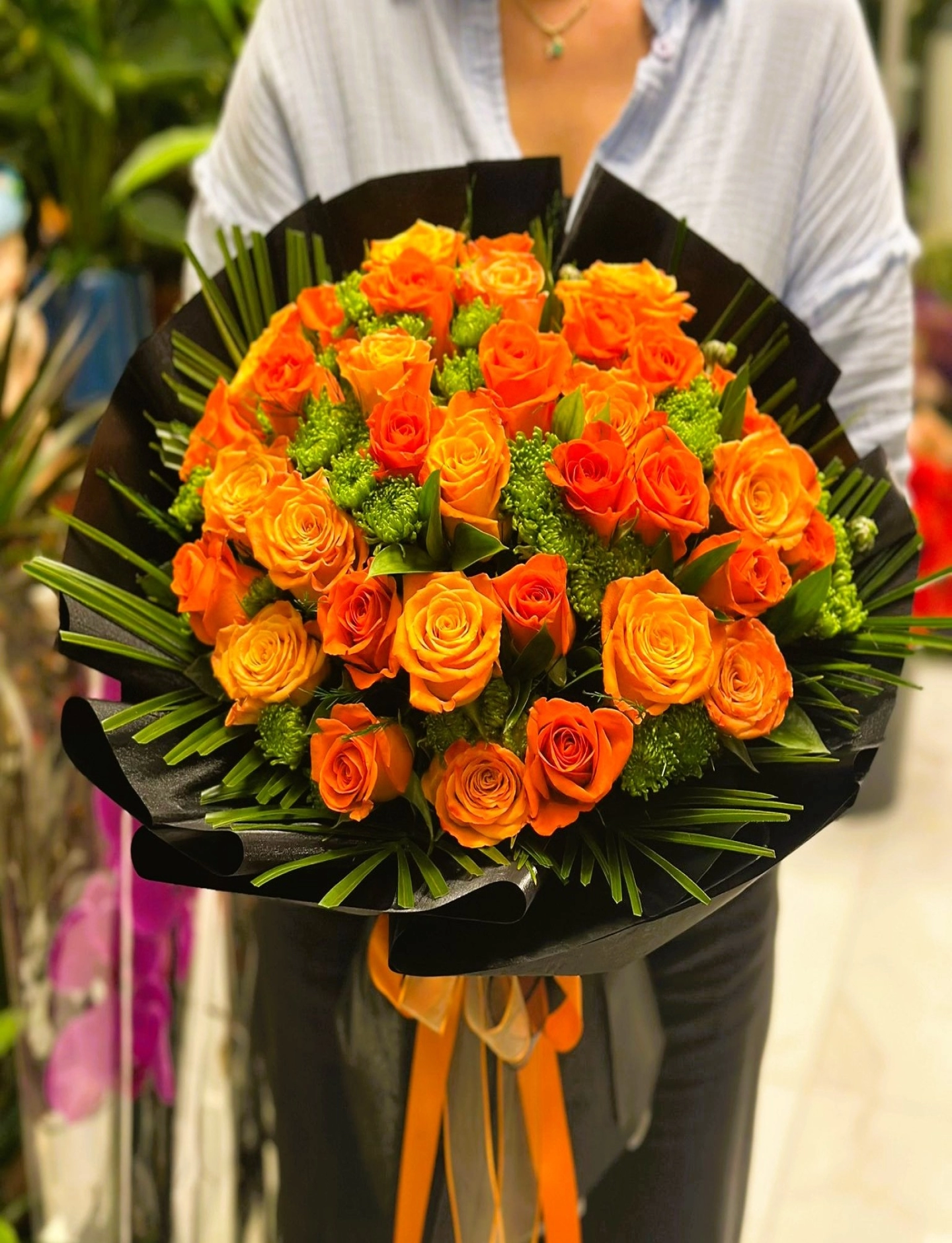 Heloise Deluxe 30 turuncu gül buketi