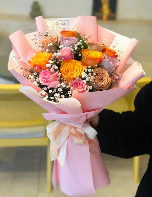 Bonita Renkli gül buketi