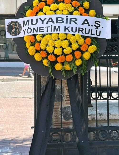 Sarı ve turuncu Cenaze Çelengi