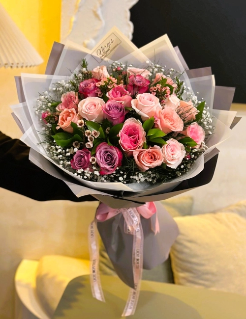 Veronika pembe gül buketi